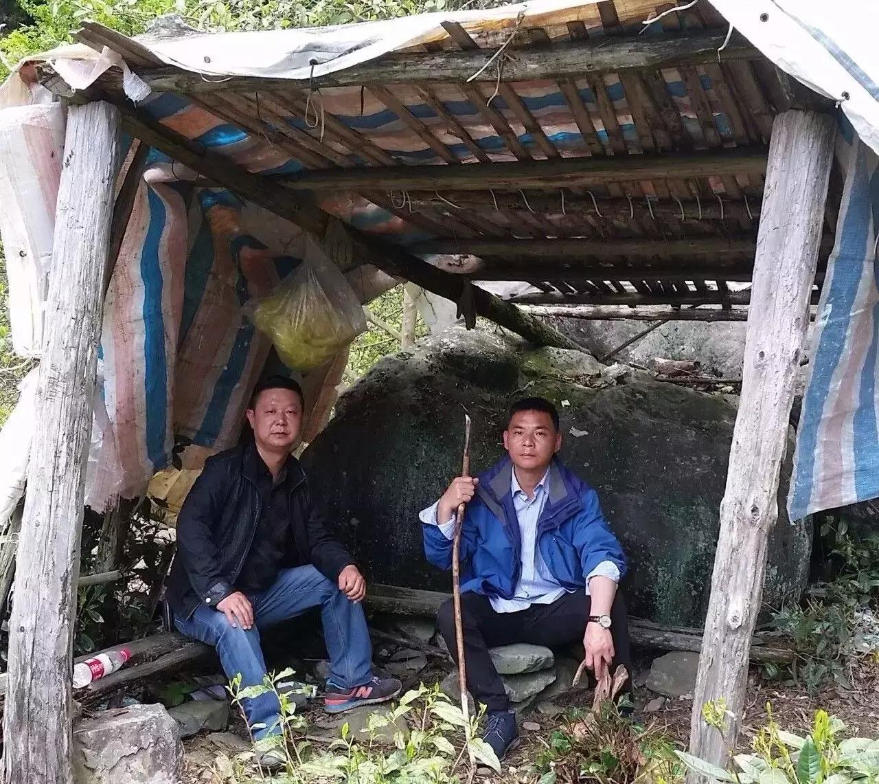 30年间从学徒到大师,46岁他隐居黄山脚下匠心造出2000㎡避世山居