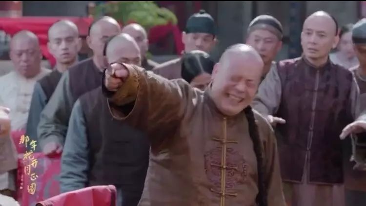 剧情已过半,主角领盒饭,反套路不断,《那年花开》的脑洞忒厉害