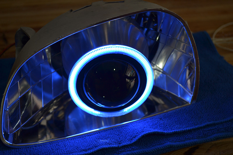 汽车灯光走自己的路不一样的眼睛不一样的美独具一格的身份