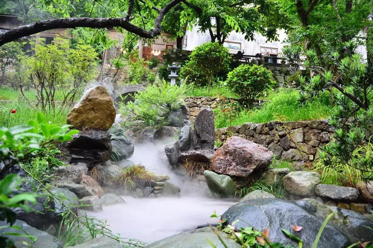 30年间从学徒到大师,46岁他隐居黄山脚下匠心造出2000㎡避世山居