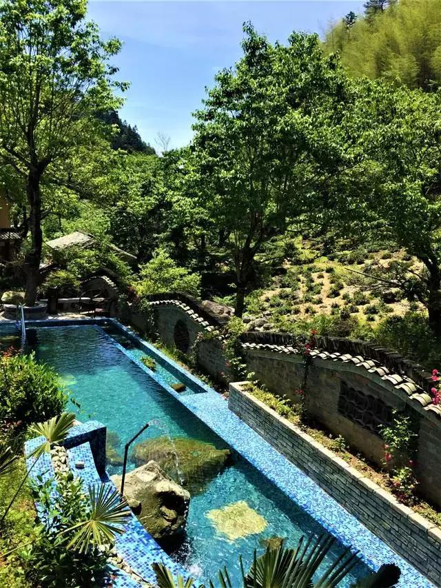 30年间从学徒到大师,46岁他隐居黄山脚下匠心造出2000㎡避世山居