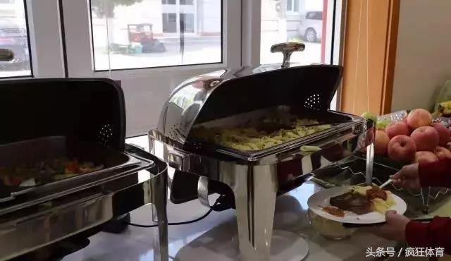 涓秴鐞冮槦椋熷爞,涓秴椋熷爞