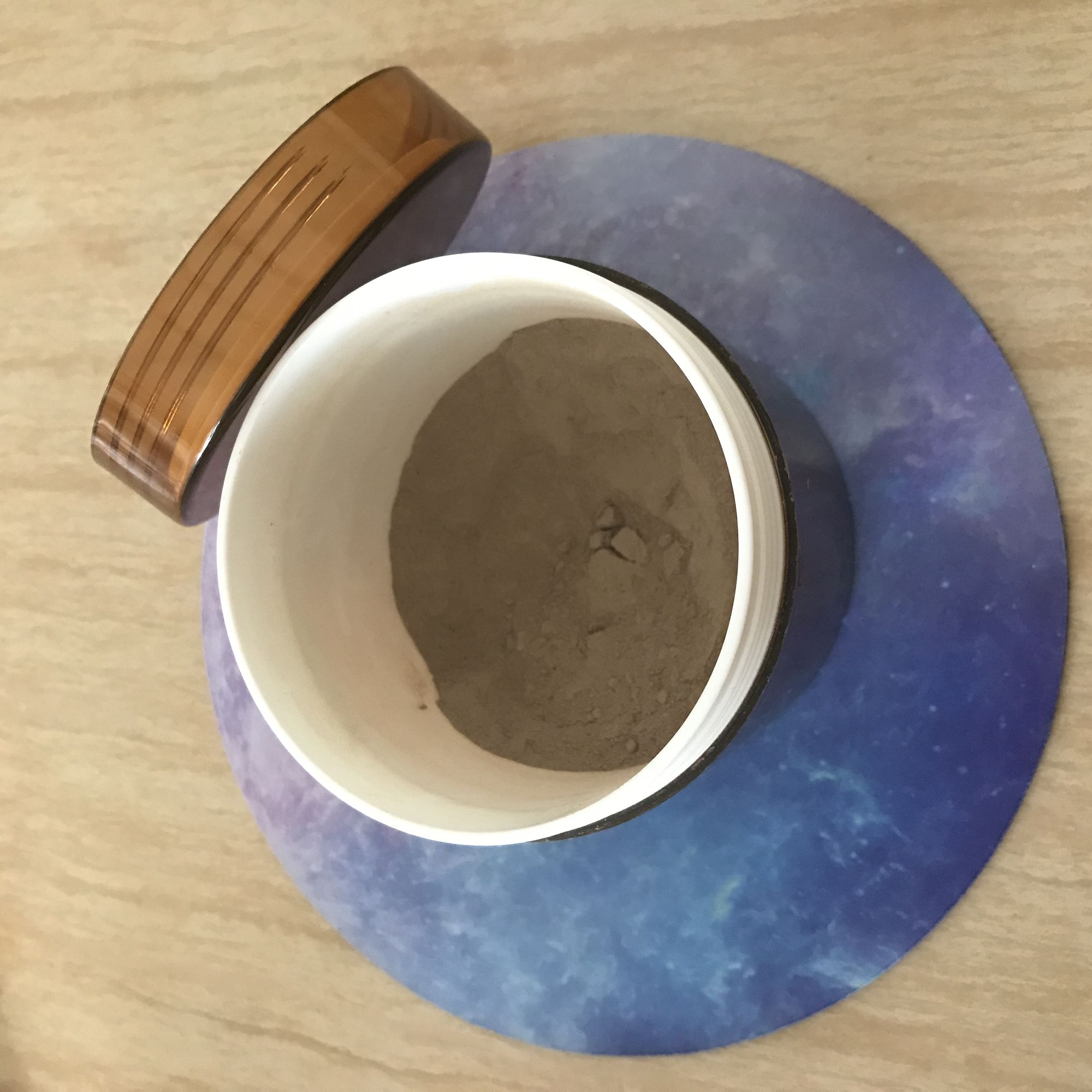 油性皮肤痘痘肌可以用珍珠膏吗,油性痘痘肌可以用面膜吗