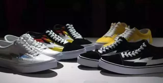 yeezy网红洞洞鞋,yeezysuperstar鞋