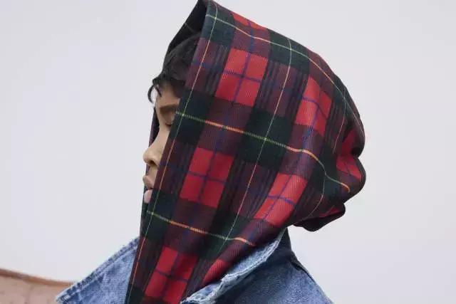 潮牌vetements带俄罗斯字母,vetement官方旗舰店潮牌