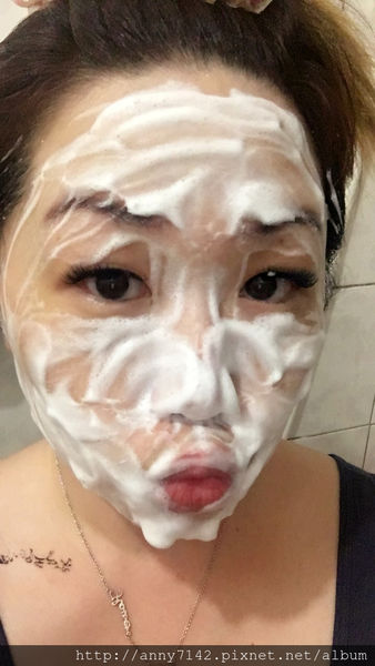 马奶超浓密洗颜泡，超绵密泡泡，今夏再现无暇美肌