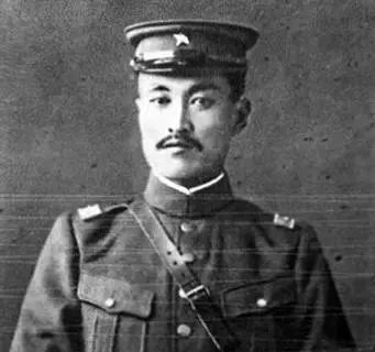 忆闻｜被扣上“不抵抗将军”的张学良，究竟懂不懂打仗？