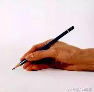 孩子书写太潦草纠正不过来,孩子写字太潦草什么方法能写好字