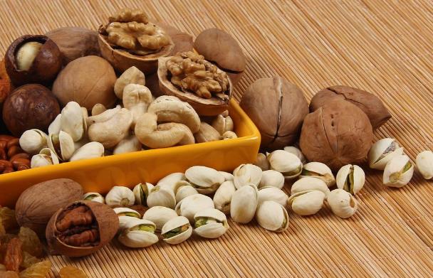 孕期怎么给宝宝补营养,孕期补钙孕妈要注意这4件事