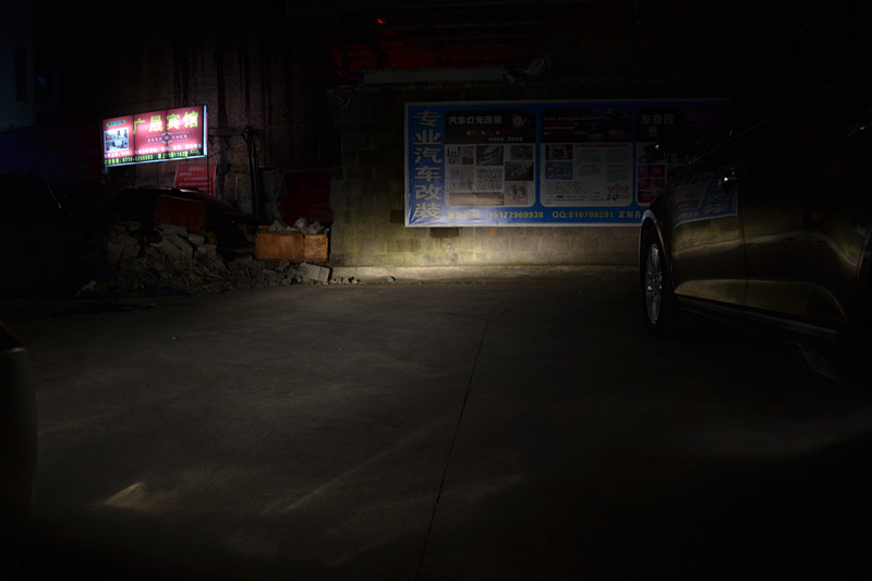 汽车灯光走自己的路不一样的眼睛不一样的美独具一格的身份