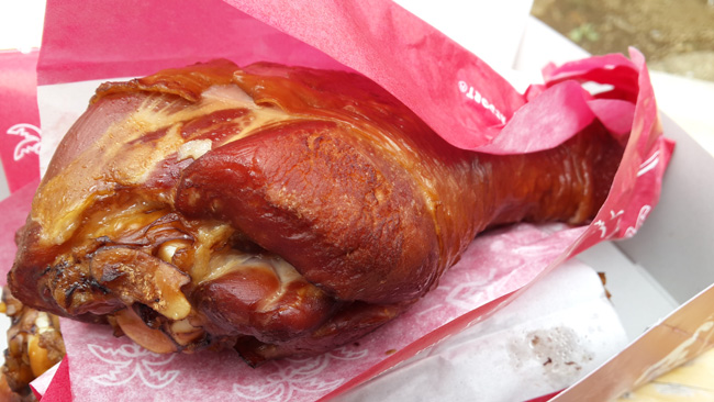 香港迪士尼乐园和上海迪士尼乐园,香港迪士尼和上海迪士尼