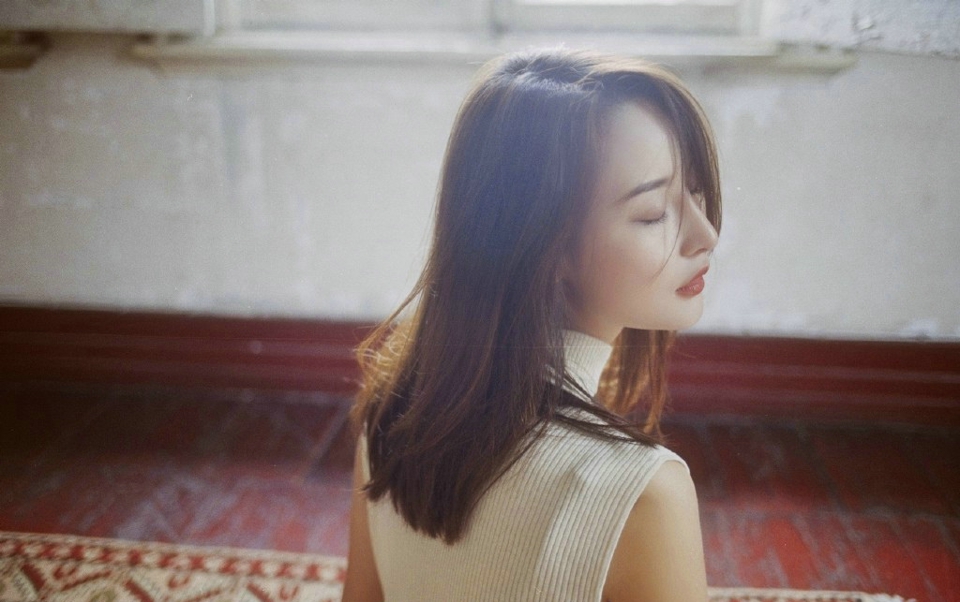 老公防我像防贼一样,我去银行取钱,他说我违背约定!