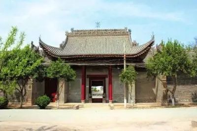 剧情已过半,主角领盒饭,反套路不断,《那年花开》的脑洞忒厉害