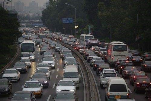 在路上车没油了扣几分,闯红灯扣6分罚200不处理可以吗