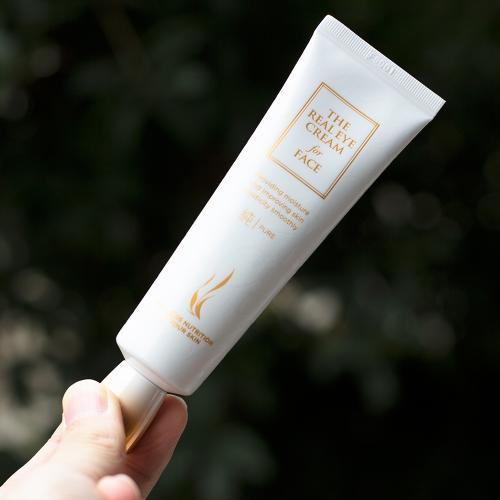 针对黑眼圈和眼袋最好用的眼霜,年纪轻轻就眼袋重