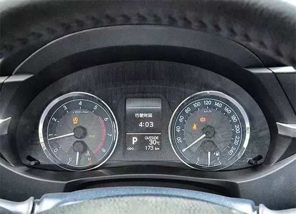 帝豪gl和卡罗拉选哪个好,卡罗拉和吉利帝豪gl