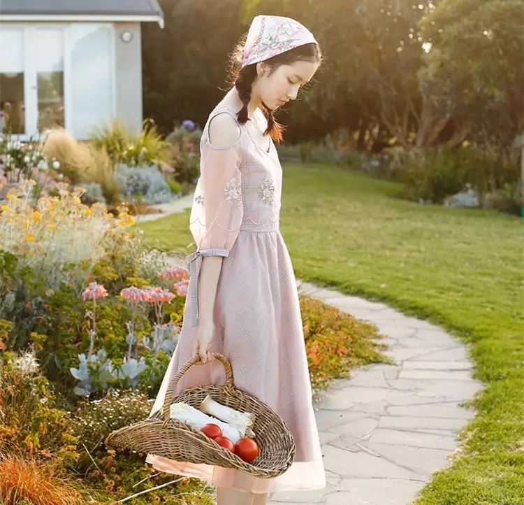 什么小众淘宝店好看女装,有哪些好看的淘宝女装店铺