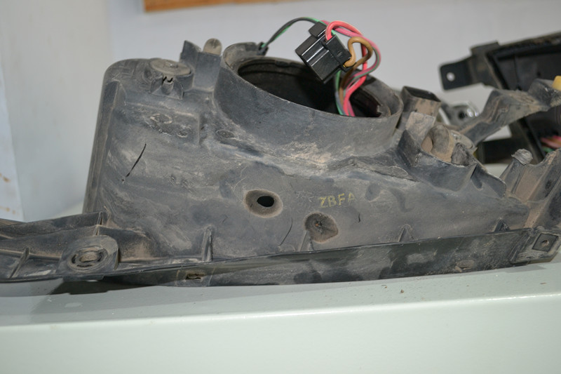 汽车灯光走自己的路不一样的眼睛不一样的美独具一格的身份