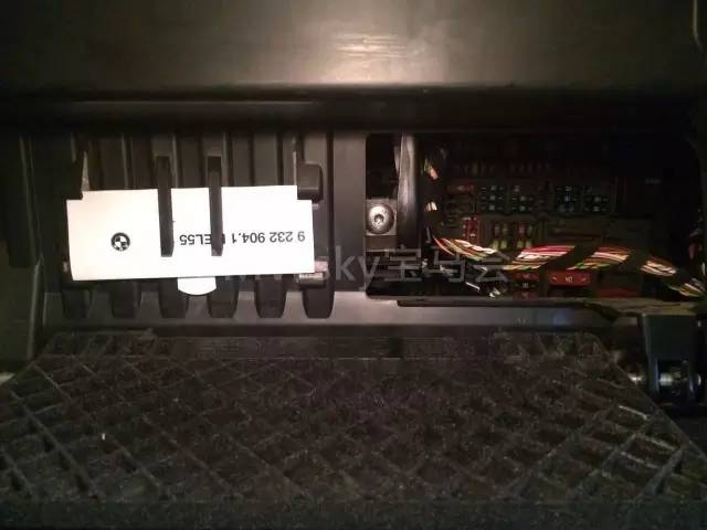 宝马点烟器不通电有哪些原因,宝马点烟器不通电怎么回事