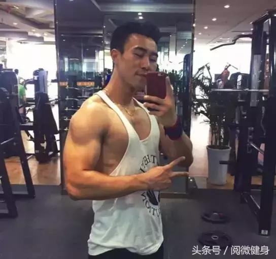 早就说你们别“撸”那么多，后悔了吧，瞅瞅这一个个的手……啧啧