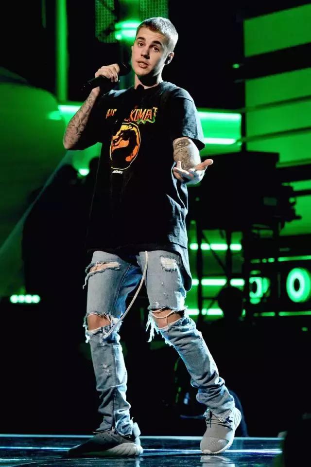 潮牌vetements带俄罗斯字母,vetement官方旗舰店潮牌