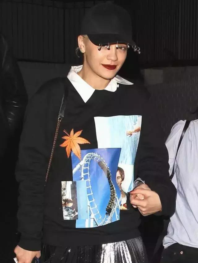 潮牌vetements带俄罗斯字母,vetement官方旗舰店潮牌