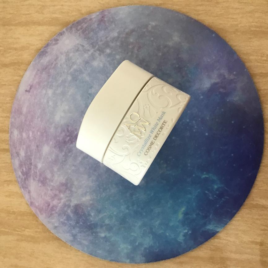 油性皮肤痘痘肌适合用霜吗,油性肌肤痘痘肌用什么面膜好