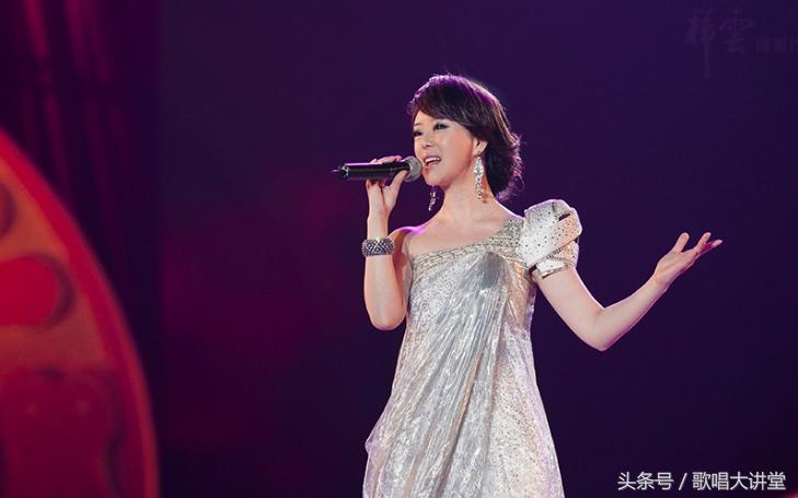 如何有感情的歌唱，唱出打动人心的歌声