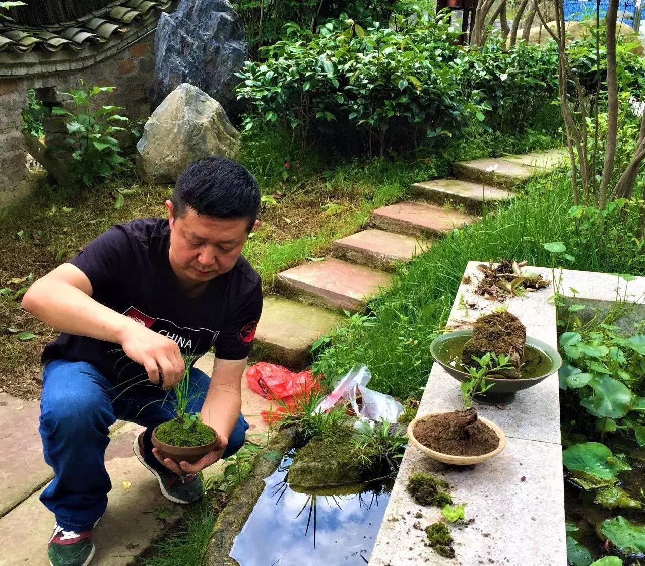 30年间从学徒到大师,46岁他隐居黄山脚下匠心造出2000㎡避世山居