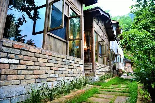 30年间从学徒到大师,46岁他隐居黄山脚下匠心造出2000㎡避世山居