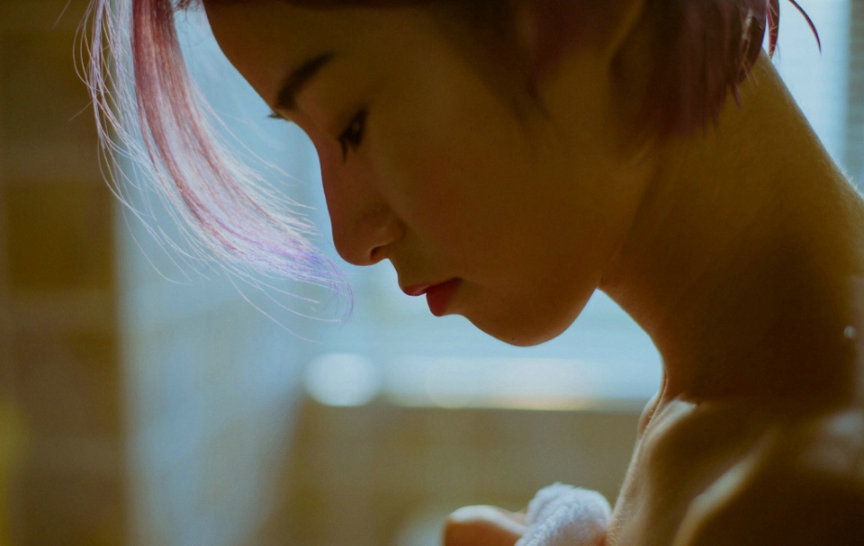 老公防我像防贼一样,我去银行取钱,他说我违背约定!