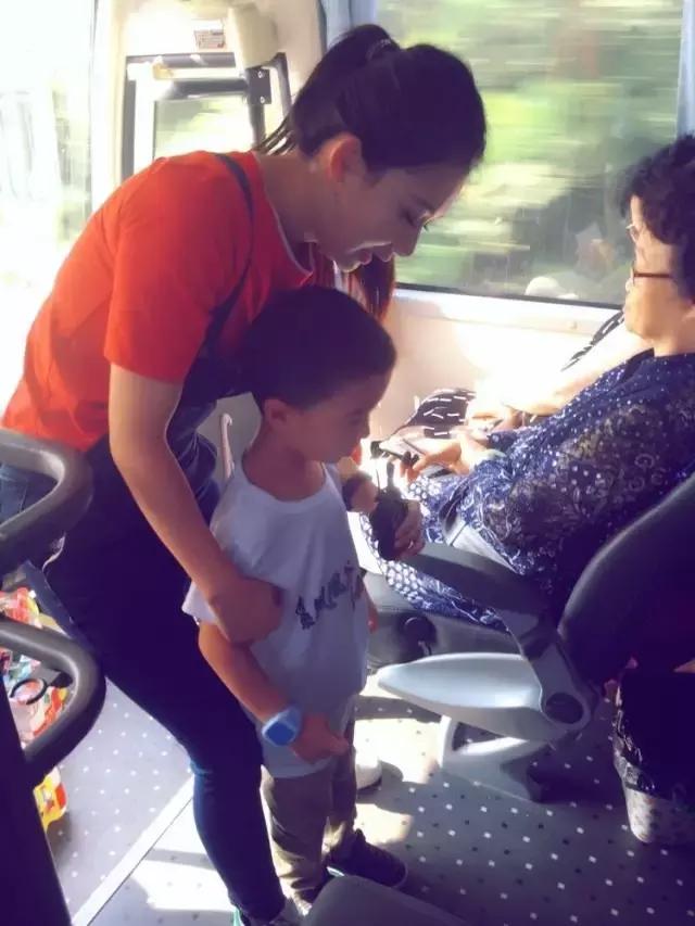 萌娃带你玩转景区,凤凰谷儿童游玩