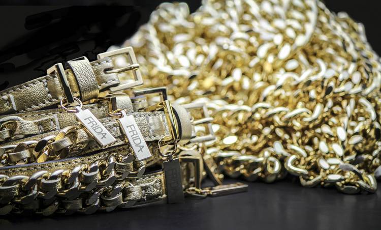 FRIDAFIRENZE×MR.DOGGY