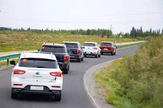 1.5吨的车百公里油耗是多少钱,自重1.5吨轿车油耗一般是多少