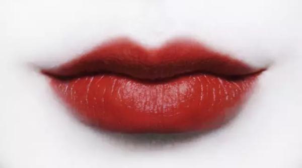 哪款口红适合黄皮素颜,黄皮适合的口红阿玛尼