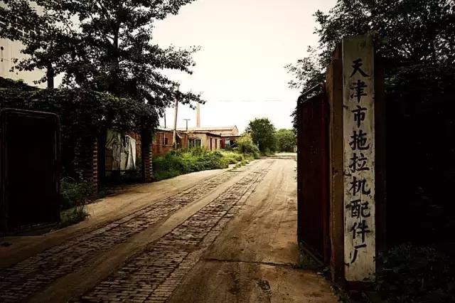 天拖板块的前世今生,天拖铁牛与迪尔有区别吗