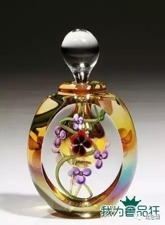 香水是优雅女性必需品,让女人更有魅力的香水