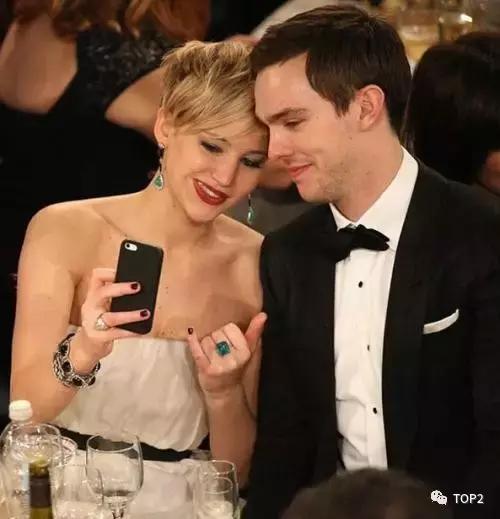 秘闻｜恕我直言，美国“大表姐”才是Dior的亲Baby