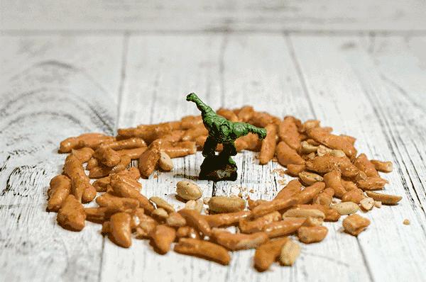 测了17款“网绿”香菜零食，种下了这几样草