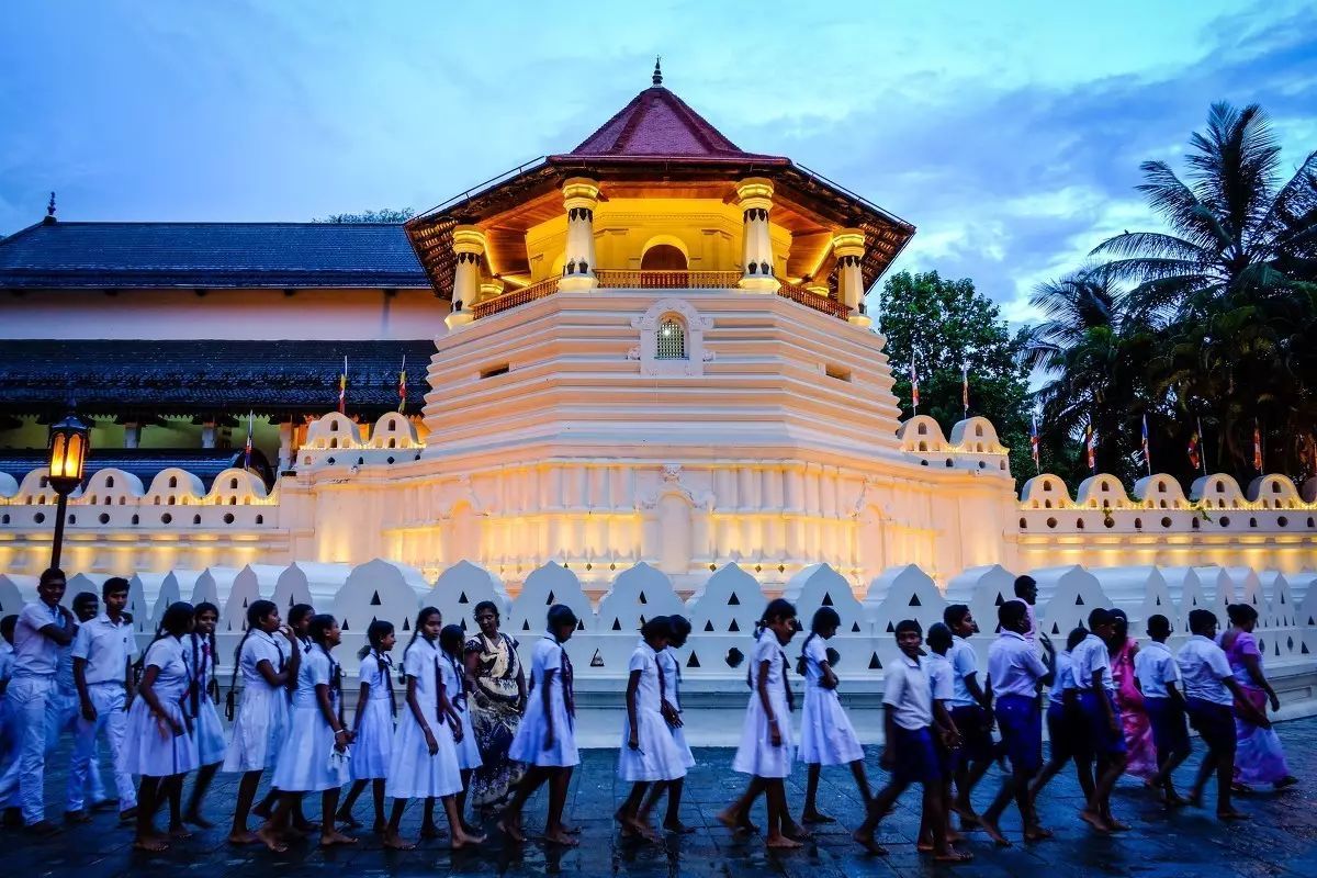 斯里兰卡被誉为上帝的眼泪,华正商旅美景推荐