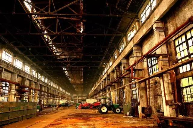 天拖板块的前世今生,天拖铁牛与迪尔有区别吗