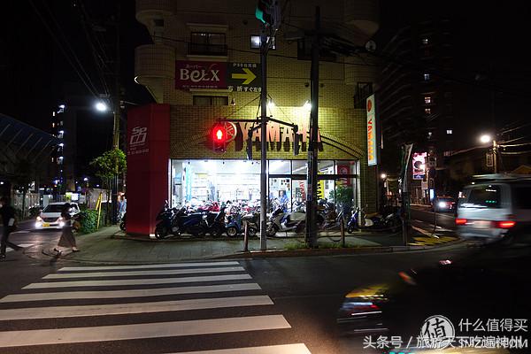 夫妻逛街买买买,夫妻日常买买买