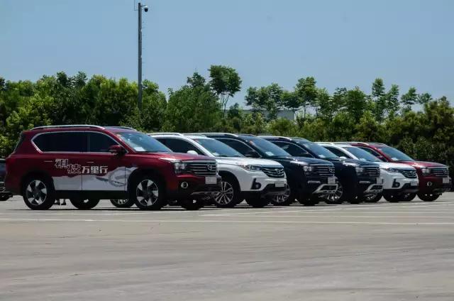 1.5吨的车百公里油耗是多少钱,自重1.5吨轿车油耗一般是多少