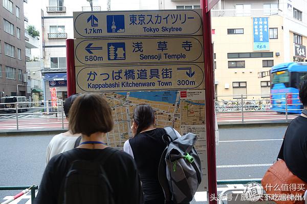 夫妻逛街买买买,夫妻日常买买买