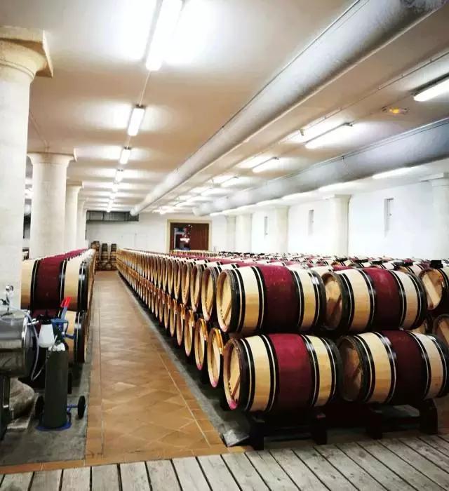 波尔多十座顶级名庄,喝遍全世界葡萄酒