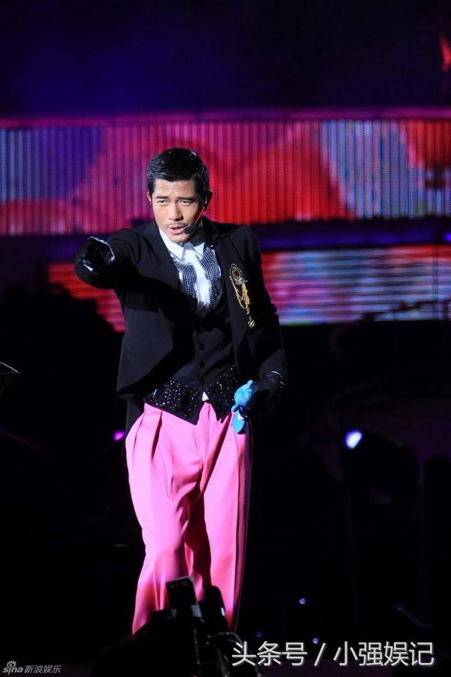 娱乐圈短腿男明星,娱乐圈十大腿精男生00后