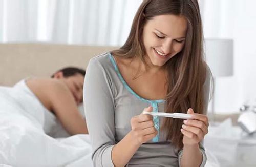 莲花宝宝:试管婴儿取卵后出现腹水现象多久才能好