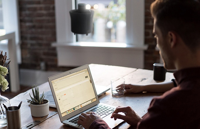 Aire家庭安全监控无人机上线,挺着“大肚腩”,谁家能装下它