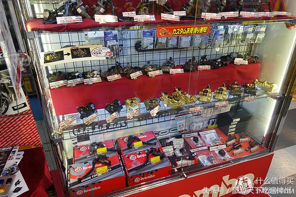 夫妻逛街买买买,夫妻日常买买买