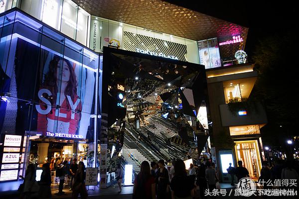 夫妻逛街买买买,夫妻日常买买买